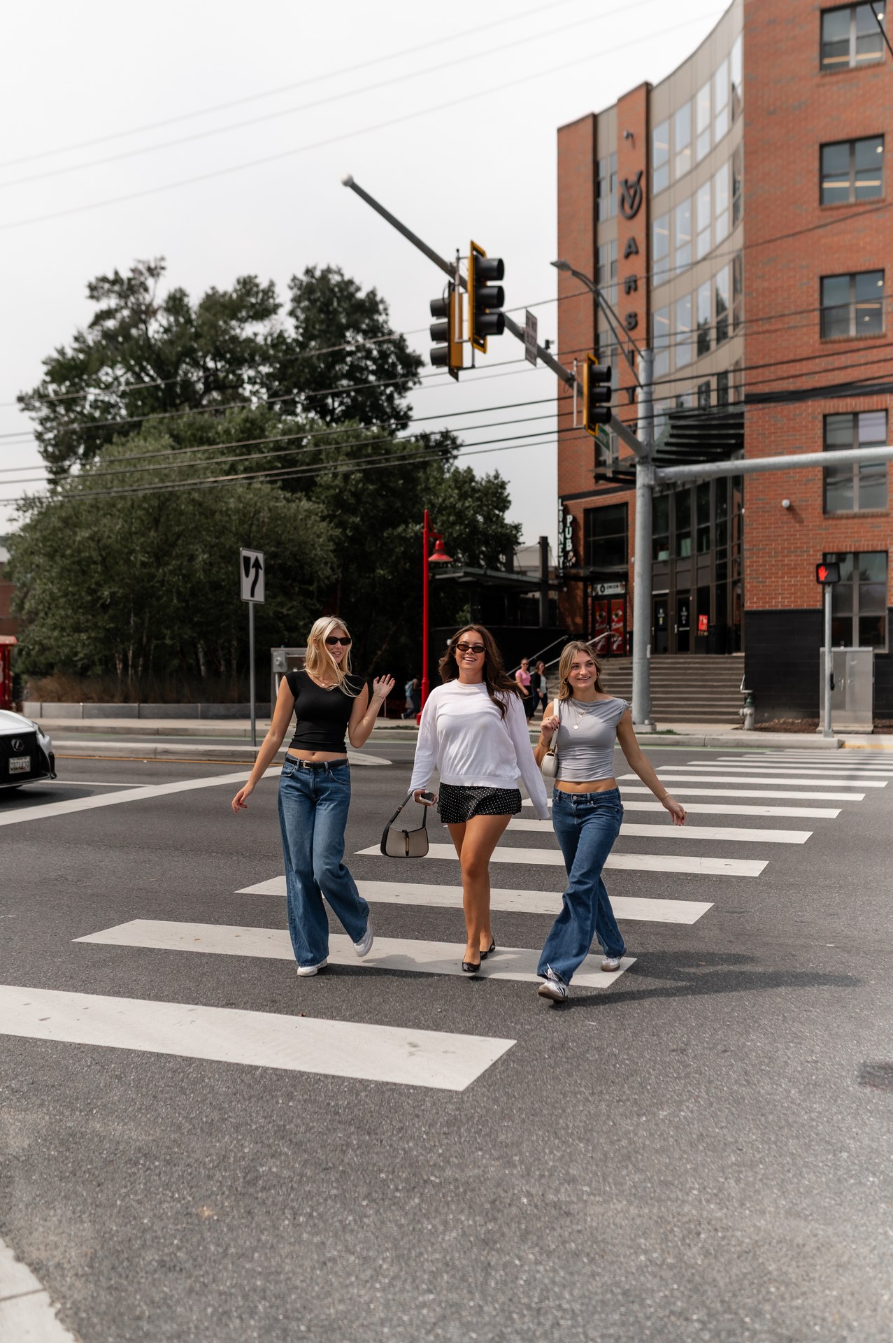 Students crossing the street near Rambler College Park North