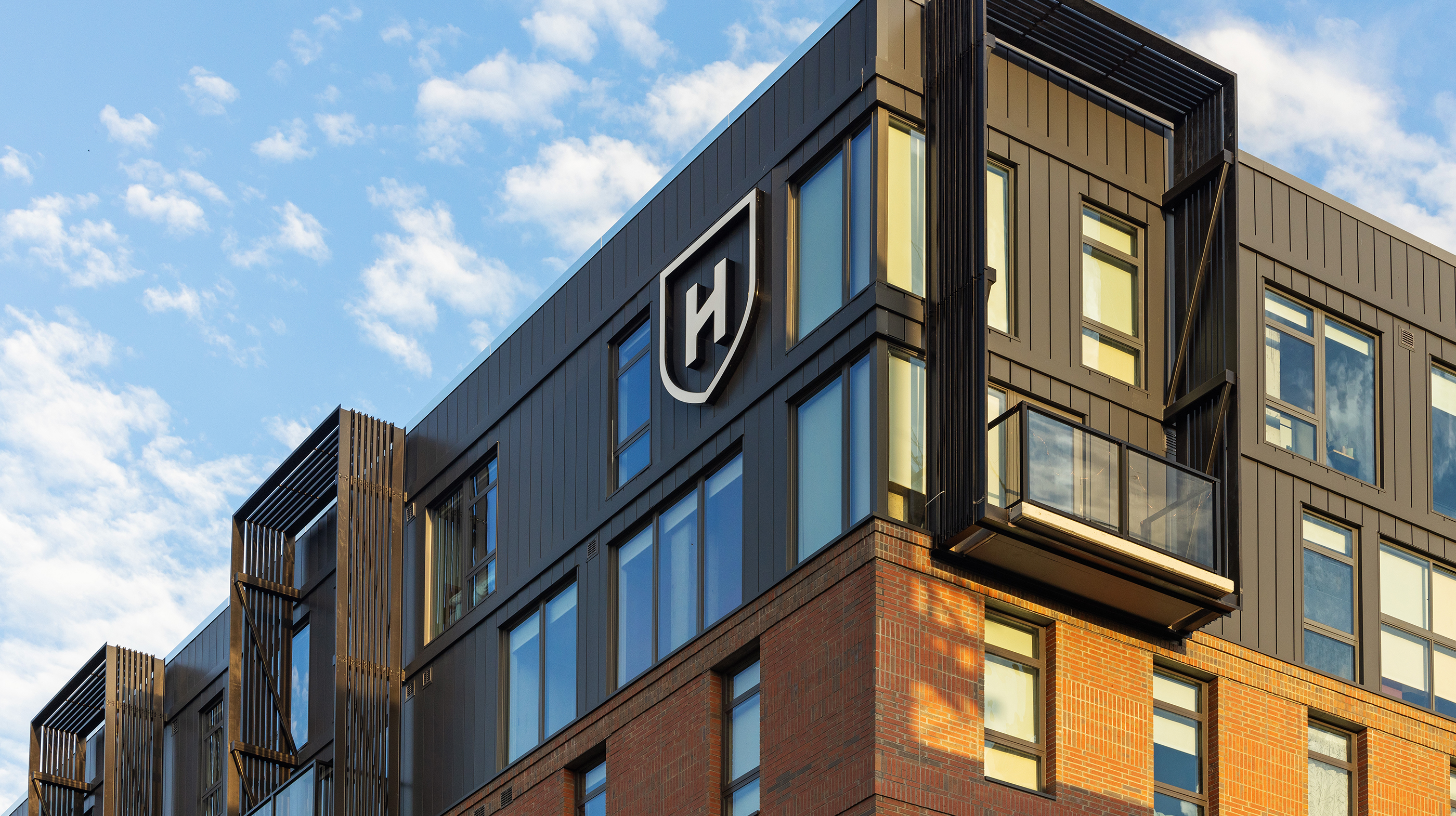 Exterior view of The Hub College Park.