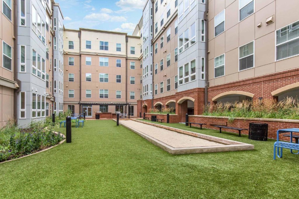Exterior view of Rambler College Park South’s outdoor courtyard area.