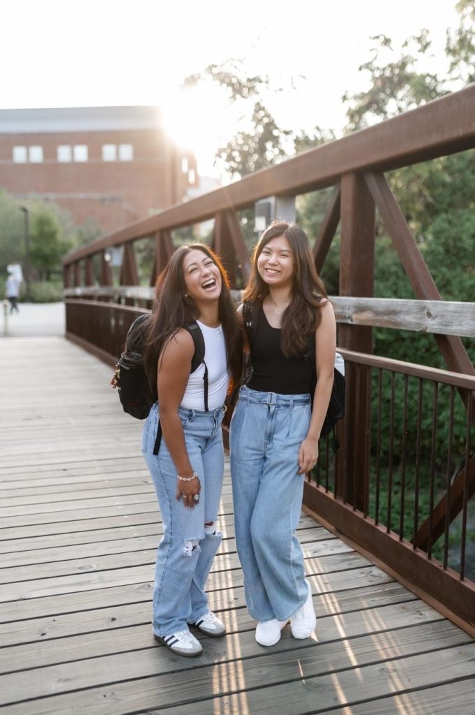 Students off campus near UMD. 