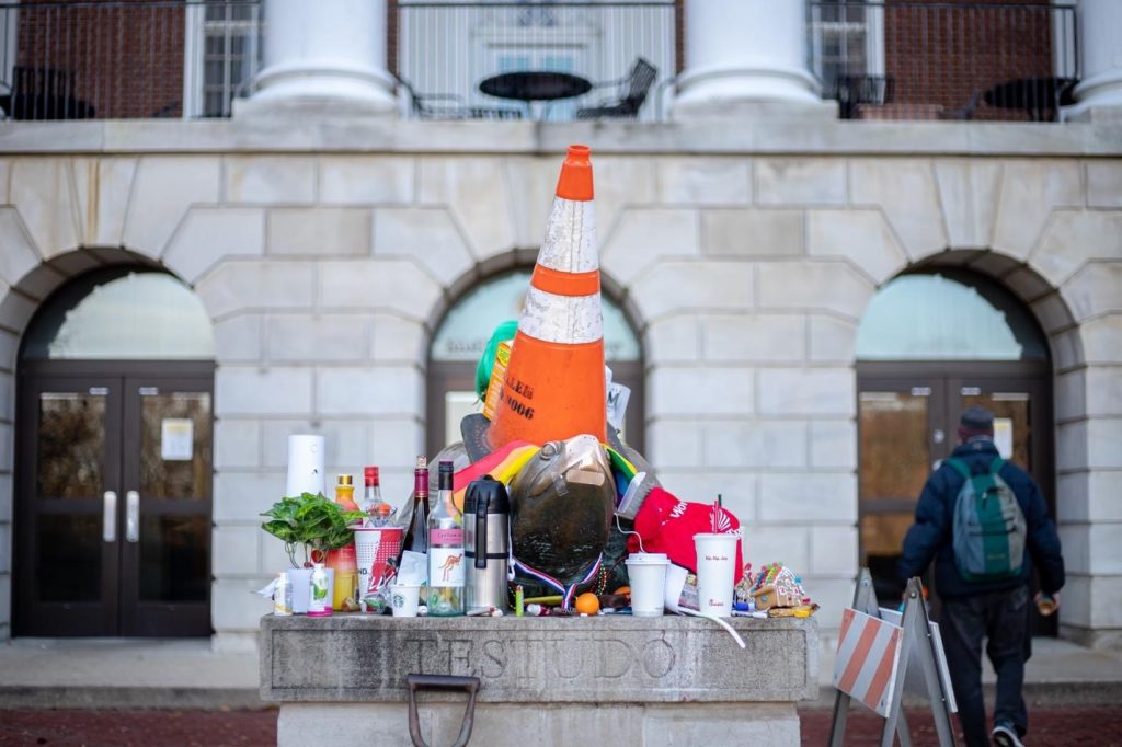 Students offerings to Testudo in hopes of performing well on final exams. 