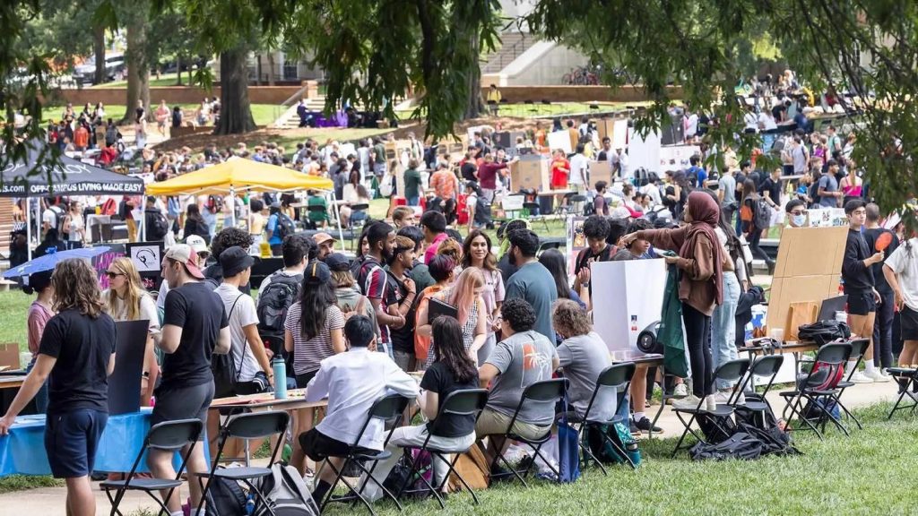 Image of the First Look Fair on Maryland’s campus.